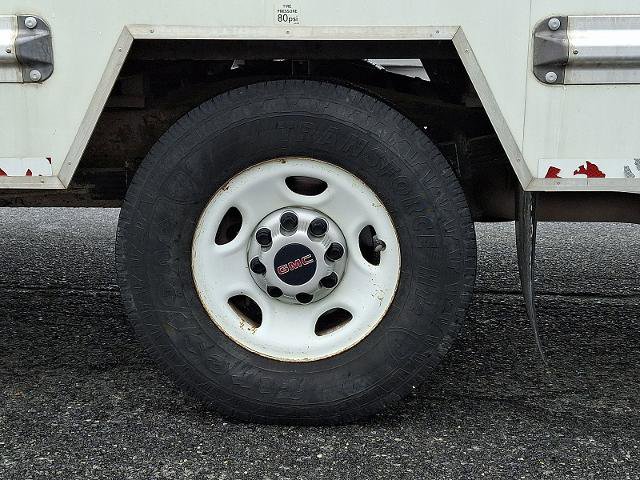 Used 2021 GMC Savana 3500 w/ Power Convenience Package RWD image 8