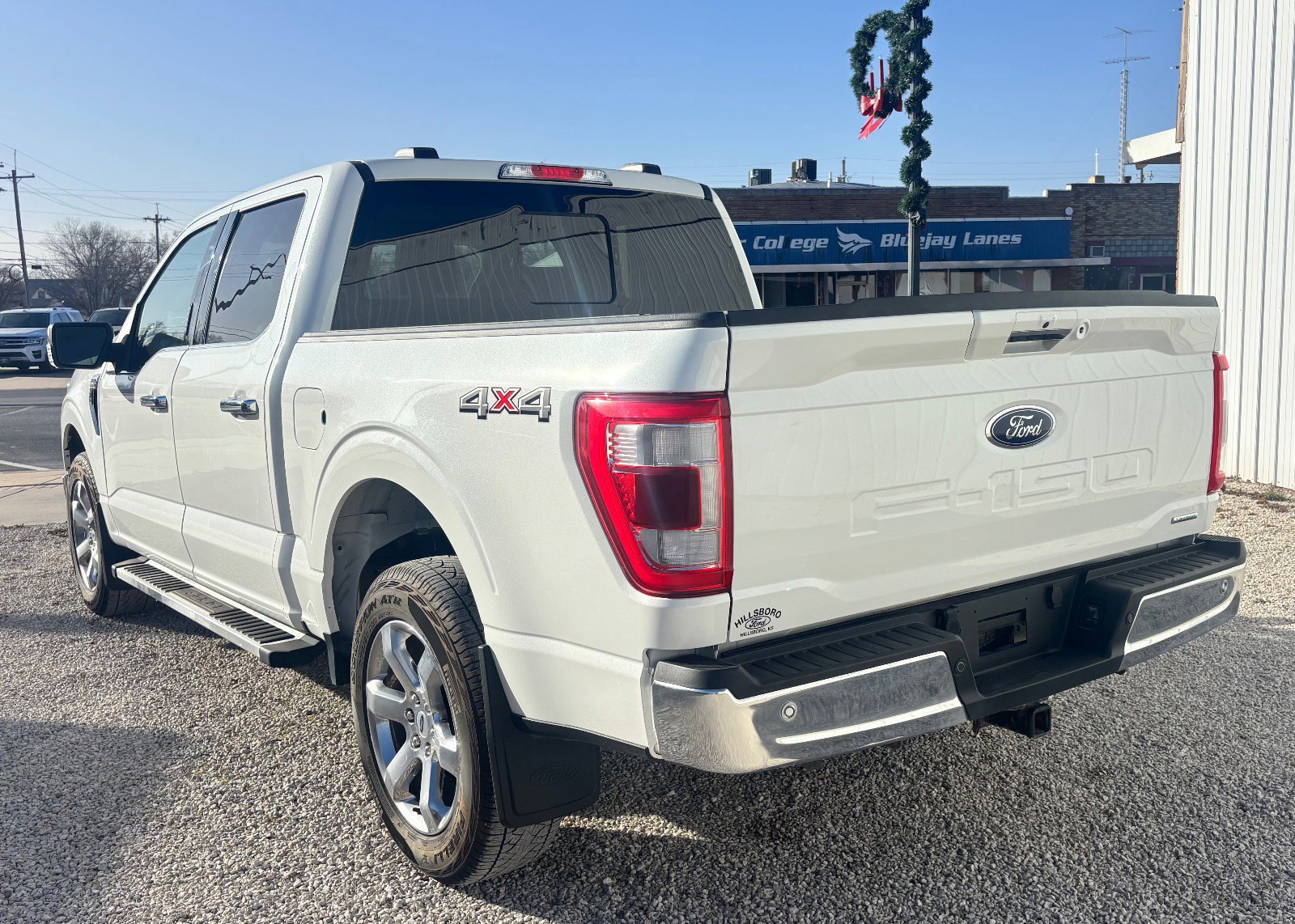 Certified 2022 Ford F150 Lariat w/ Equipment Group 502A High image 3