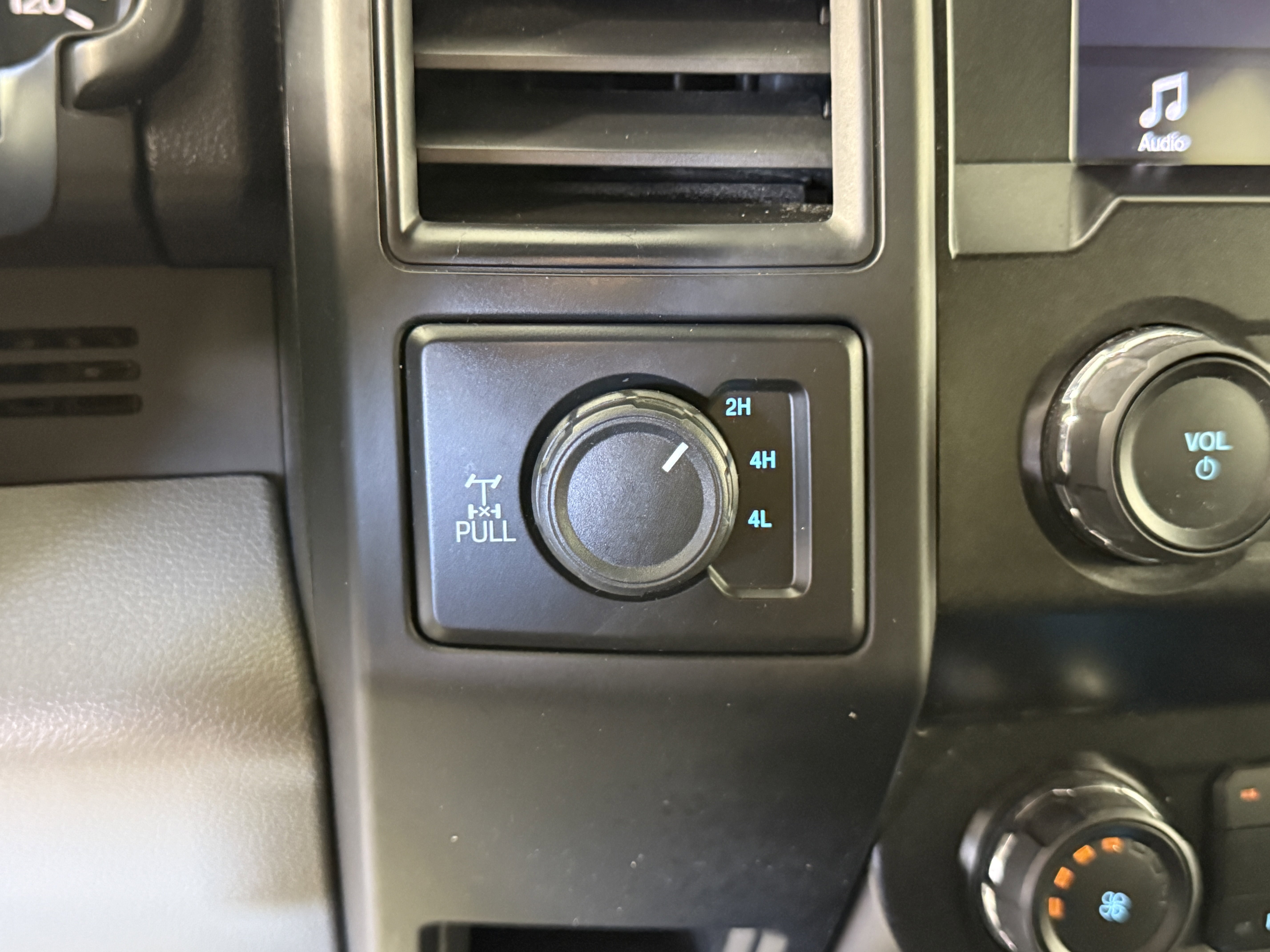 Certified 2019 Ford F150 XL w/ Equipment Group 101A Mid image 21