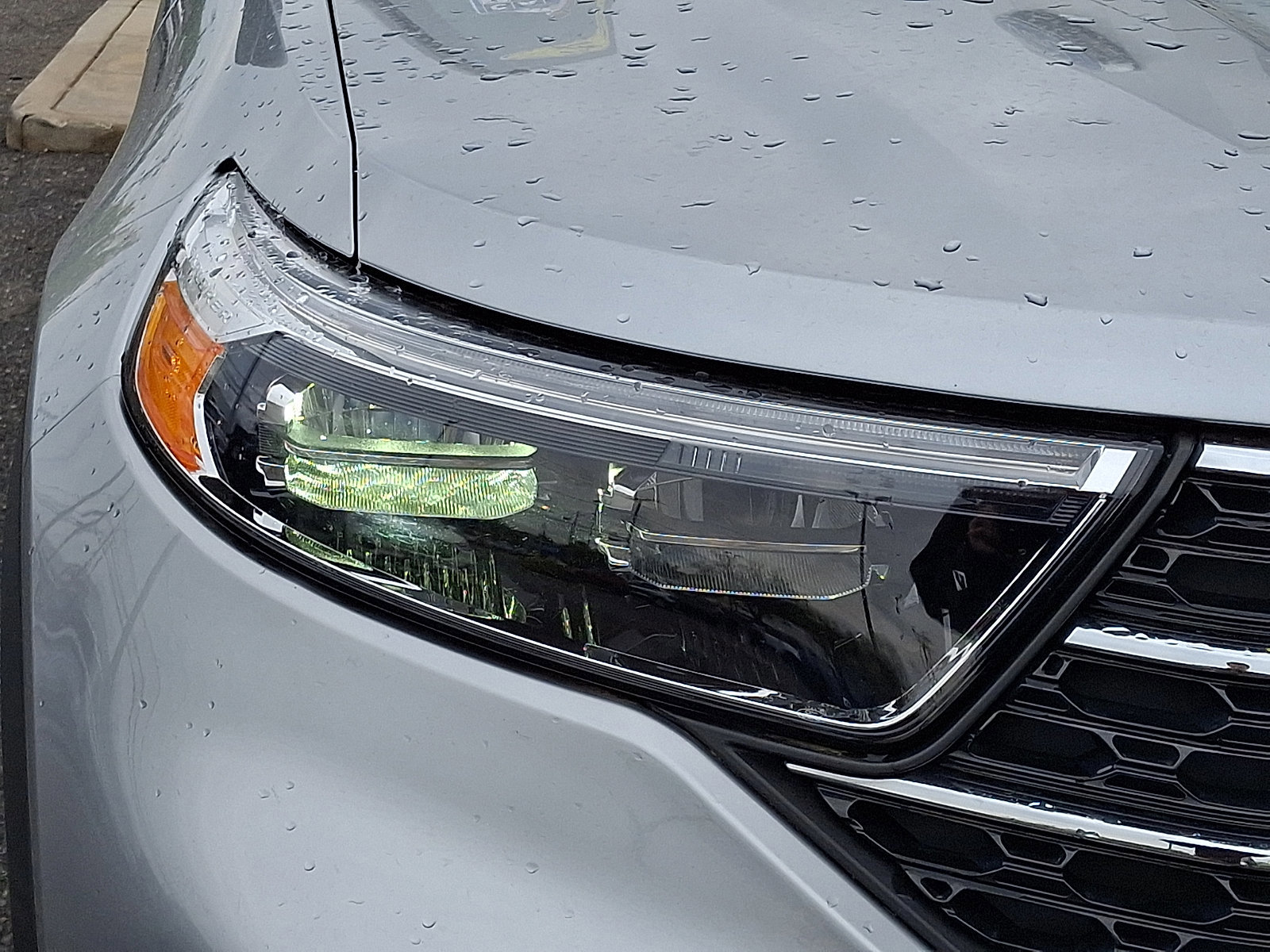 Certified 2023 Ford Explorer XLT AWD/4WD image 9