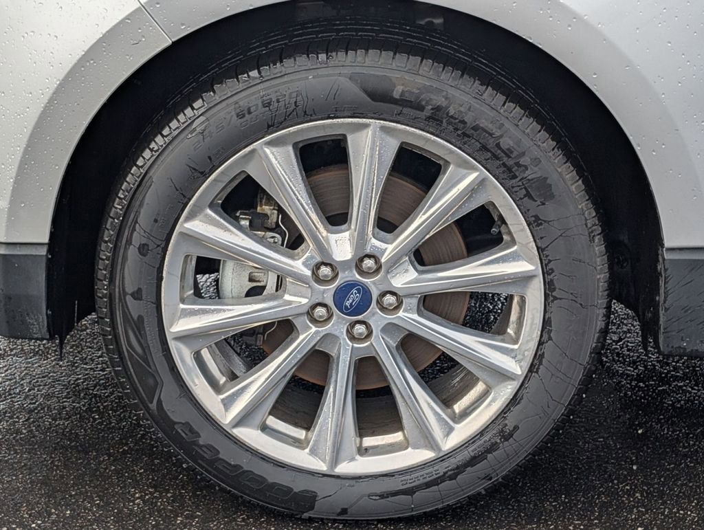 Certified 2017 Ford Edge Titanium w/ Equipment Group 301A image 15