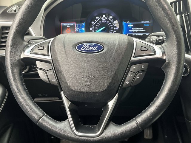 Certified 2024 Ford Edge Titanium AWD/4WD image 14