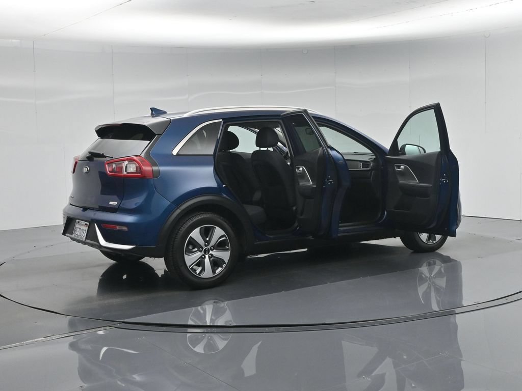Used 2018 Kia Niro LX FWD image 6