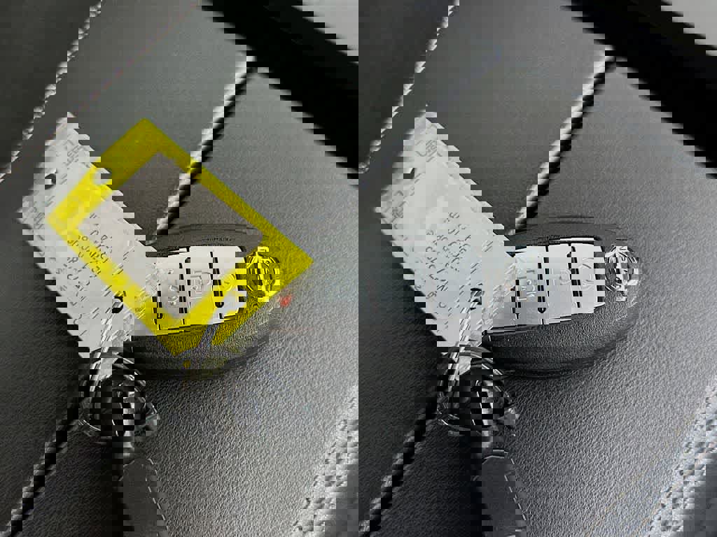 Used 2021 Nissan Rogue SV image 22