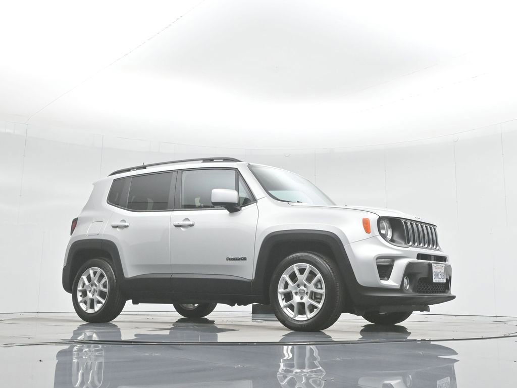 Used 2019 Jeep Renegade Latitude image 2
