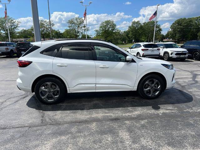 Certified 2023 Ford Escape ST-Line Select w/ Tech Pack #2 AWD/4WD image 6
