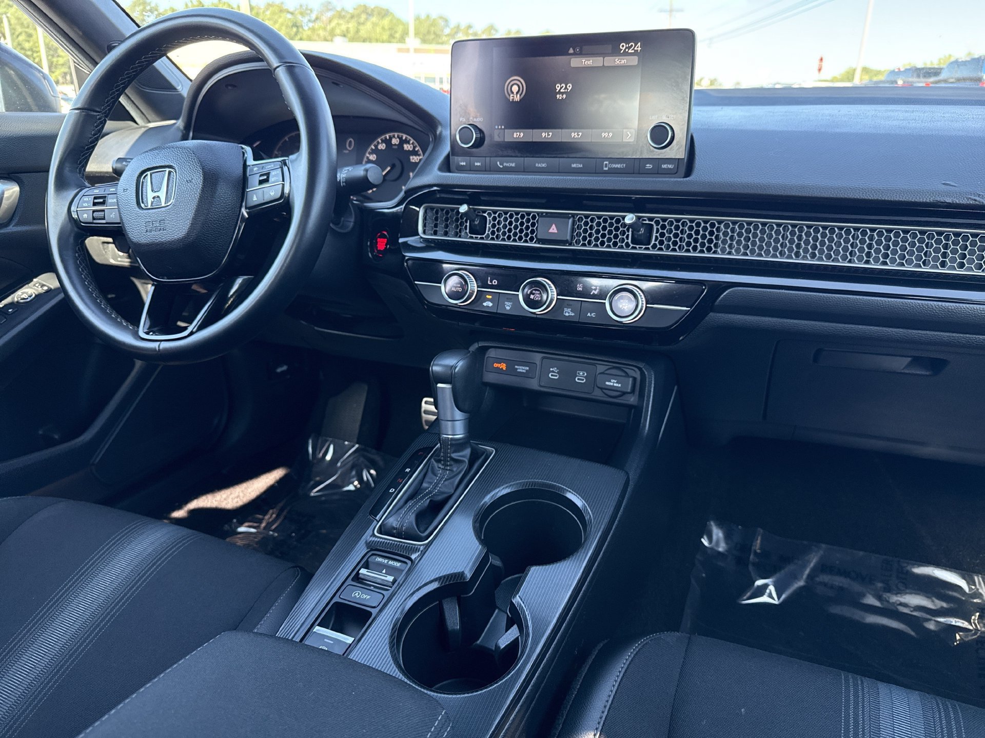 Used 2025 Honda Civic Sport image 3