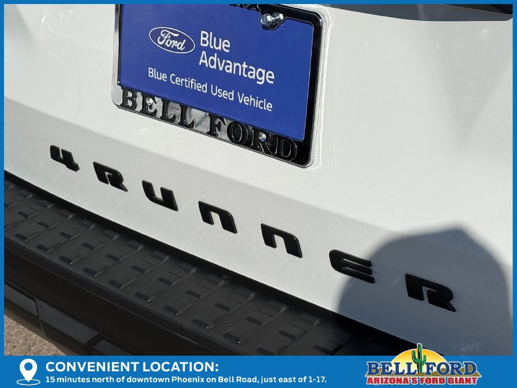 Used 2025 Toyota 4Runner SR5 AWD/4WD image 9