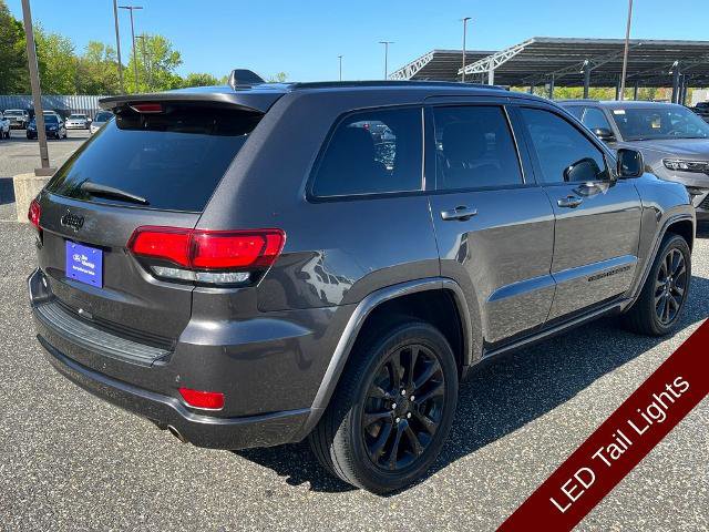 Used 2019 Jeep Grand Cherokee Altitude AWD/4WD image 25