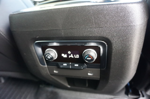 Used 2023 Chevrolet Suburban RST RWD image 20