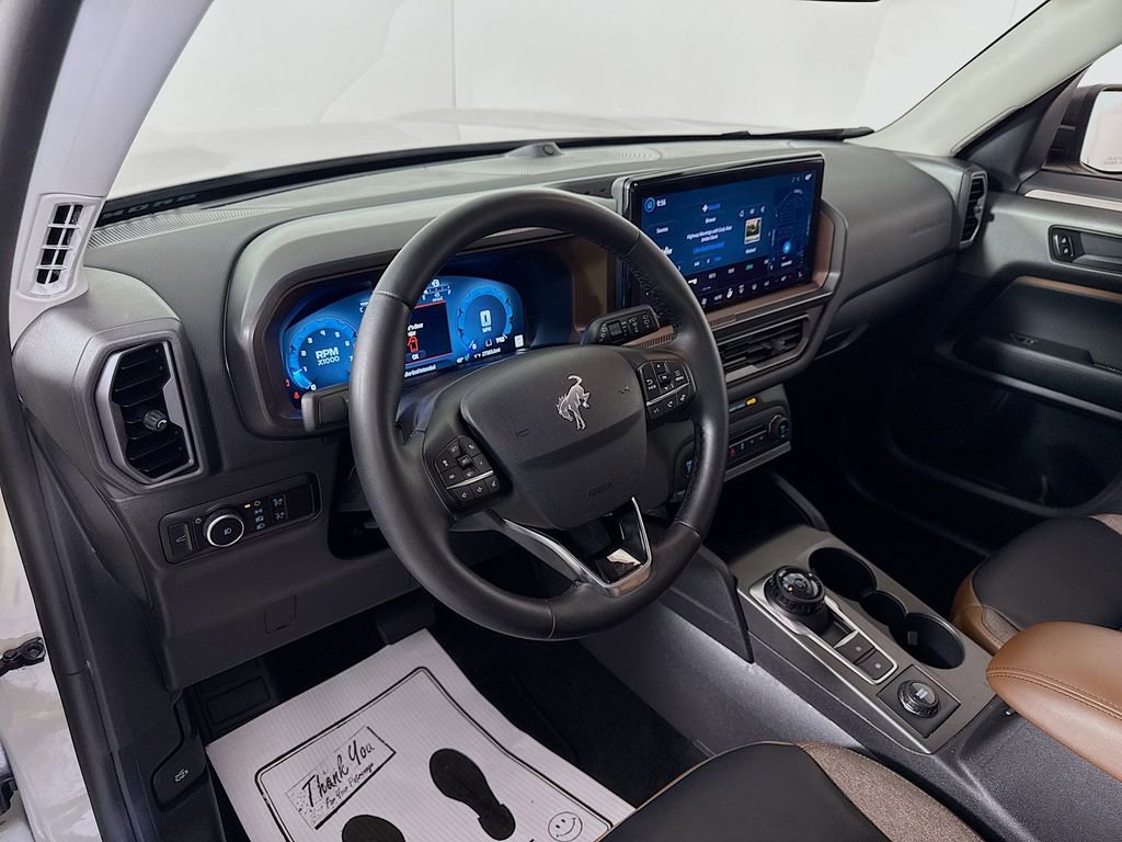 Certified 2025 Ford Bronco Sport Outer Banks w/ Outer Banks Tech Package+ AWD/4WD image 14