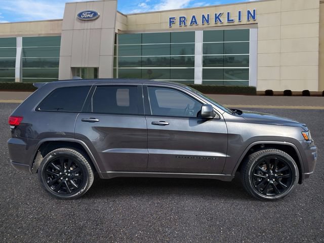 Used 2019 Jeep Grand Cherokee Altitude AWD/4WD image 8