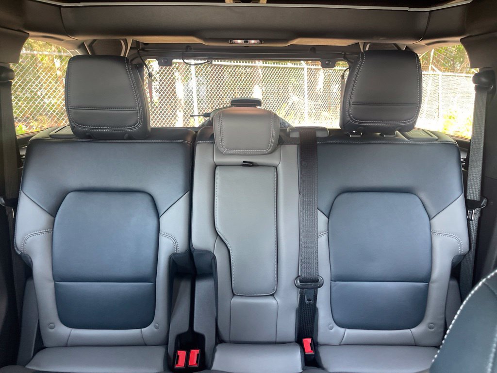 Certified 2022 Ford Bronco Outer Banks w/ Sasquatch Package AWD/4WD image 13