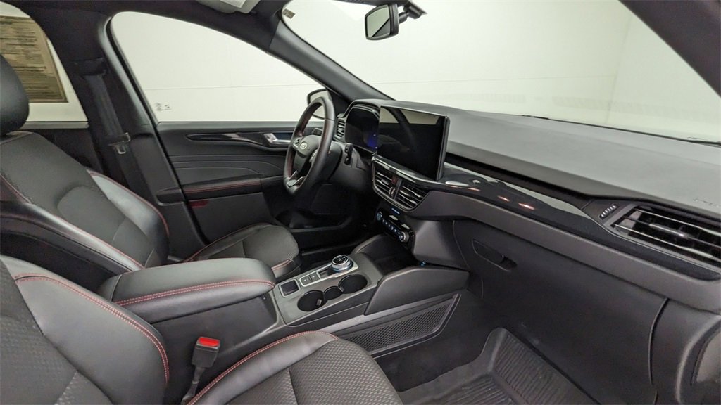Certified 2023 Ford Escape ST-Line Elite image 38