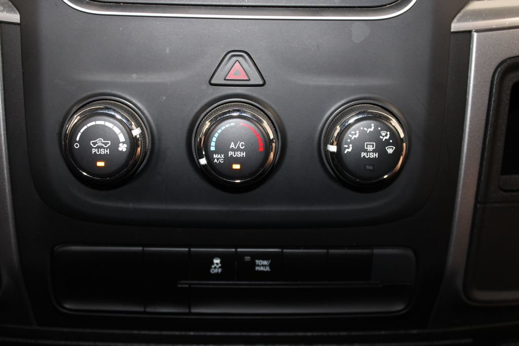 Used 2024 RAM 1500 Classic SLT AWD/4WD image 37