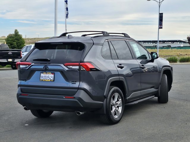 Used 2025 Toyota RAV4 XLE image 4
