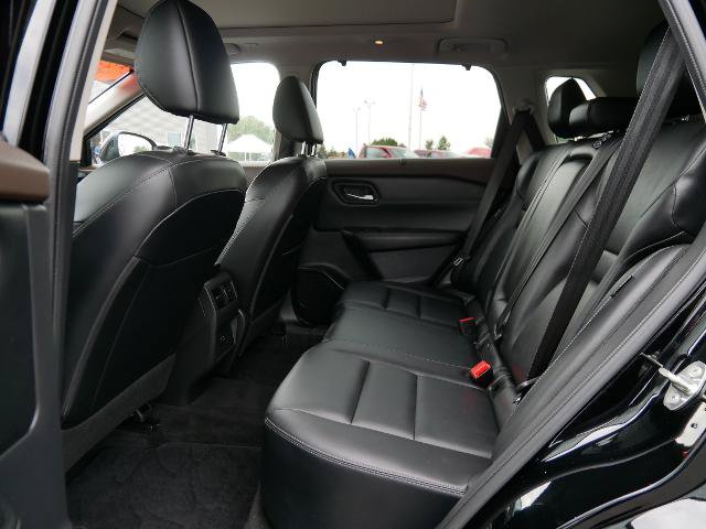Used 2023 Nissan Rogue SV w/ SV Premium Package AWD/4WD image 11