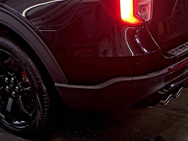Certified 2022 Ford Explorer ST w/ Equipment Group 401A image 10