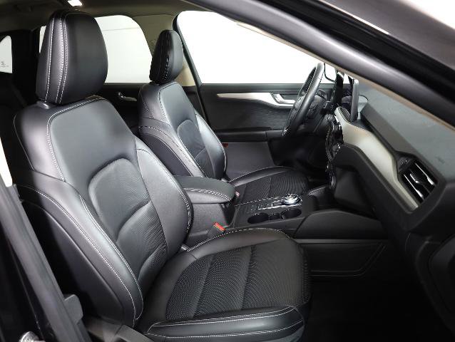 Certified 2020 Ford Escape SEL image 9