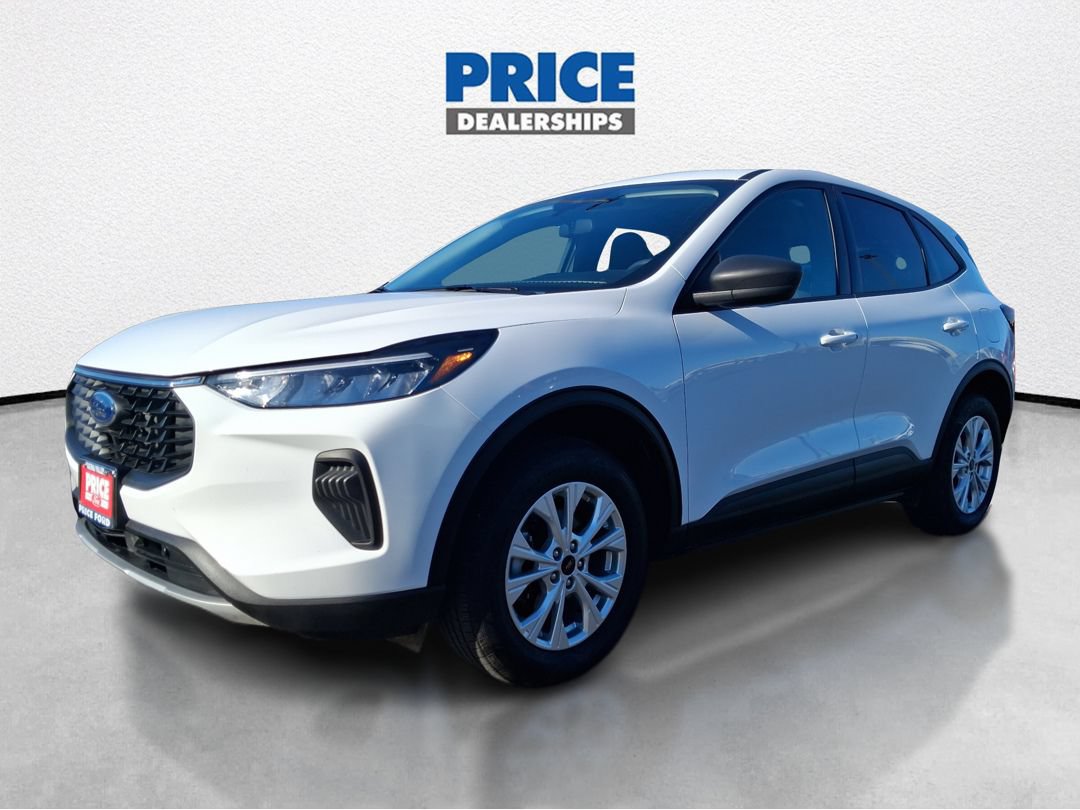 Certified 2025 Ford Escape Active AWD/4WD image 2