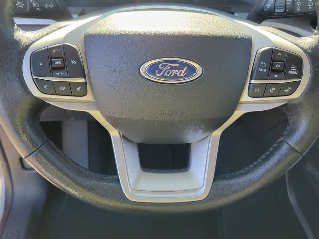 Certified 2023 Ford Explorer XLT w/ Equipment Group 202A RWD image 20
