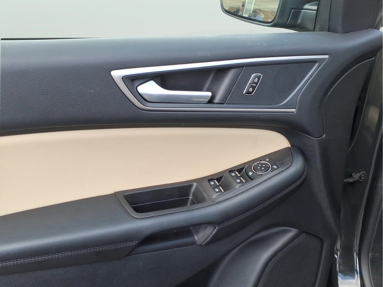 Certified 2024 Ford Edge SEL w/ Convenience Package AWD/4WD image 9