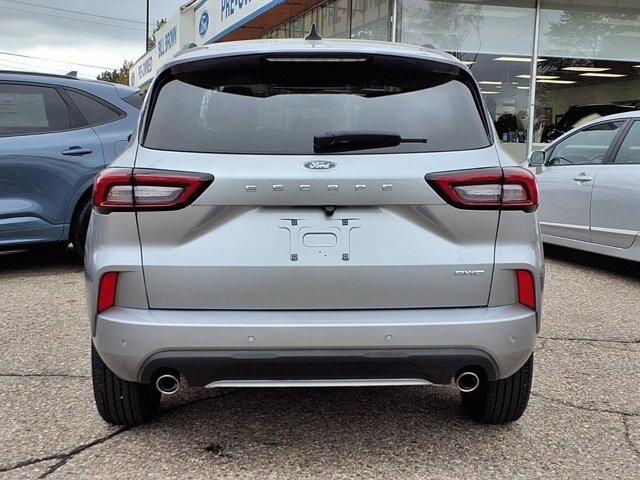 Certified 2024 Ford Escape ST-Line w/ Tech Pack #1 AWD/4WD image 22