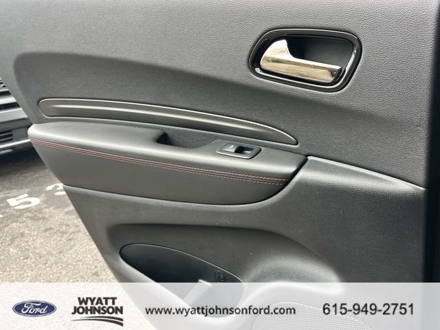 Used 2024 Dodge Durango GT RWD image 18