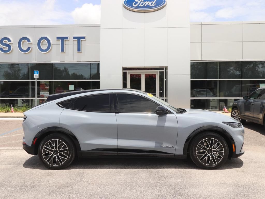Certified 2024 Ford Mustang Mach-E Premium RWD image 17