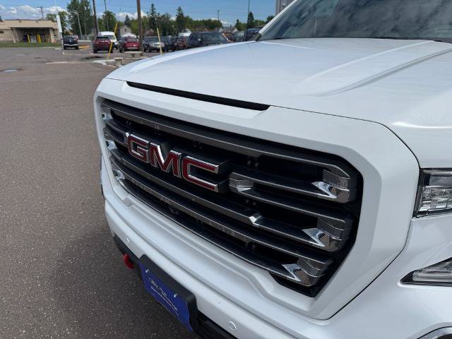 Used 2020 GMC Sierra 1500 AT4 w/ AT4 Premium Package AWD/4WD image 10