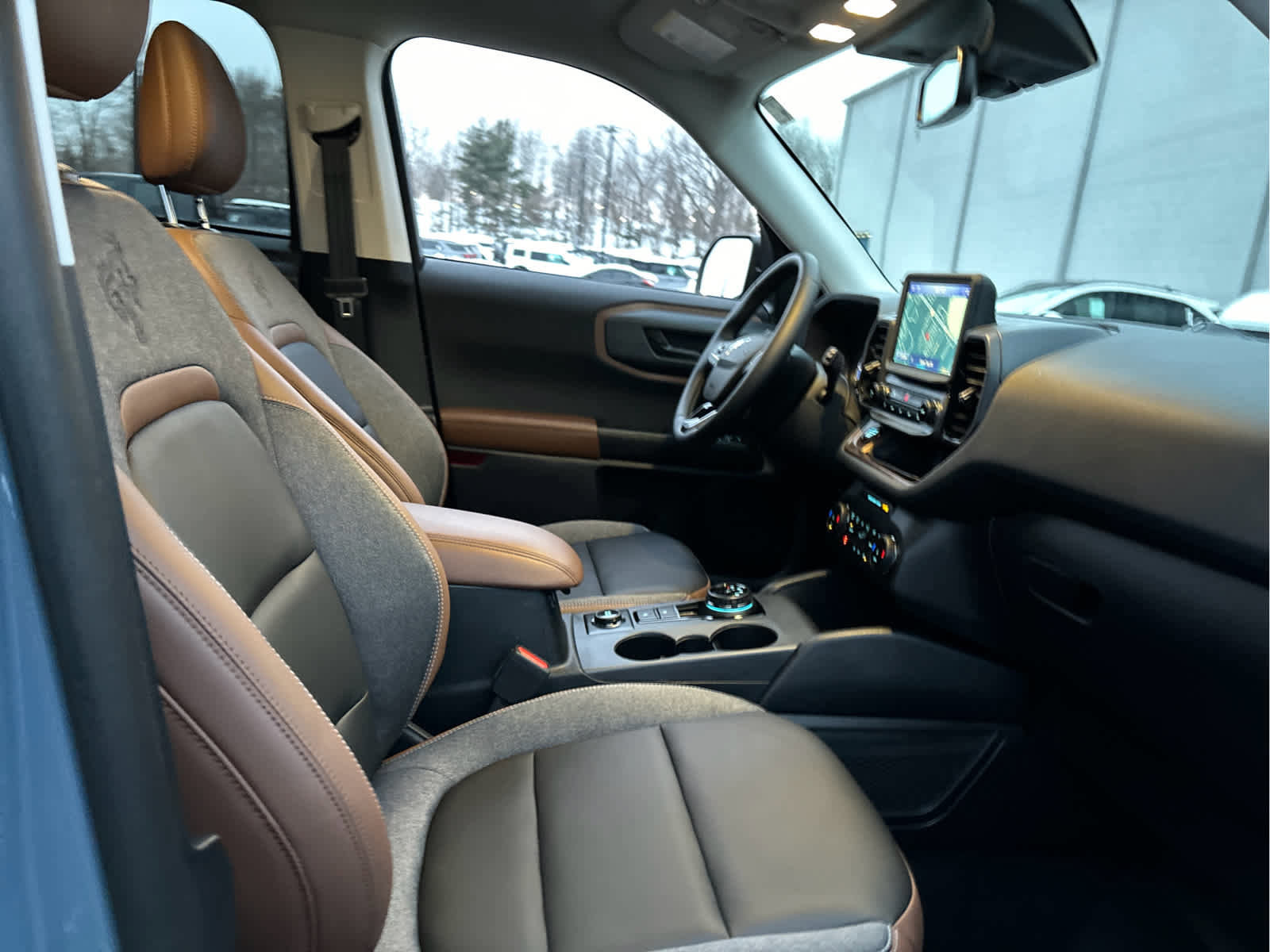 Certified 2024 Ford Bronco Sport Outer Banks w/ Tech Package image 32