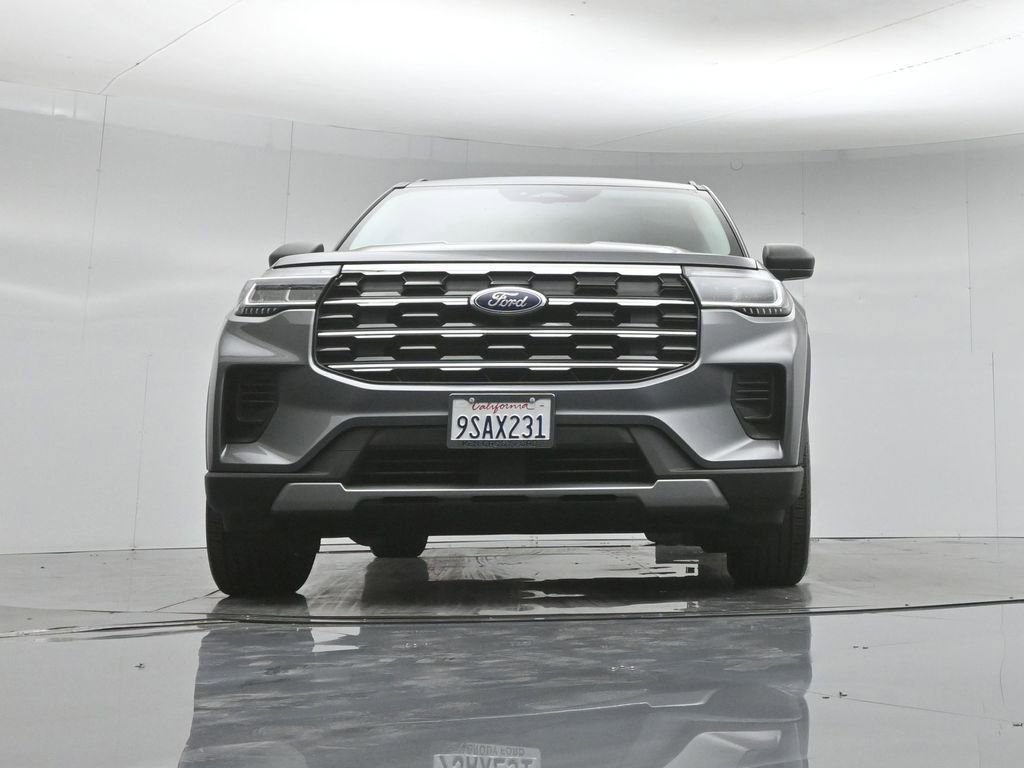 Certified 2025 Ford Explorer Active RWD image 49