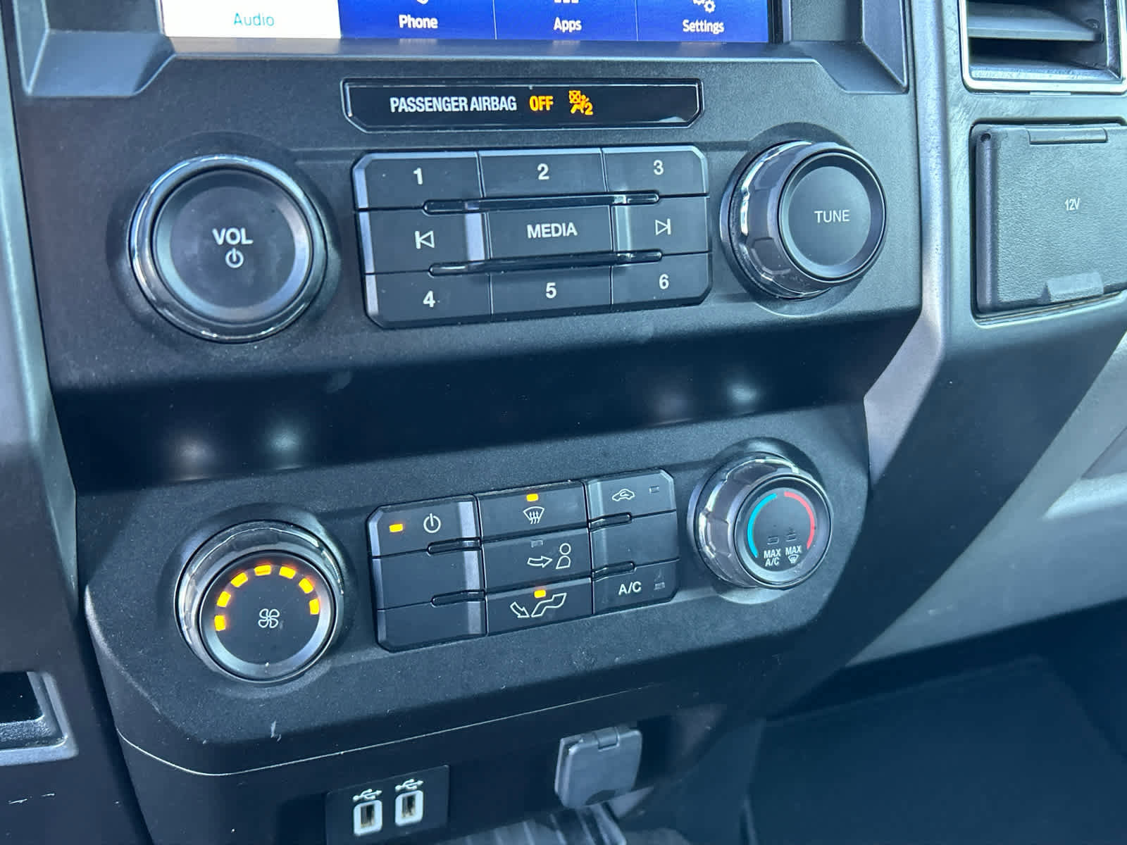 Certified 2020 Ford F150 XLT image 33