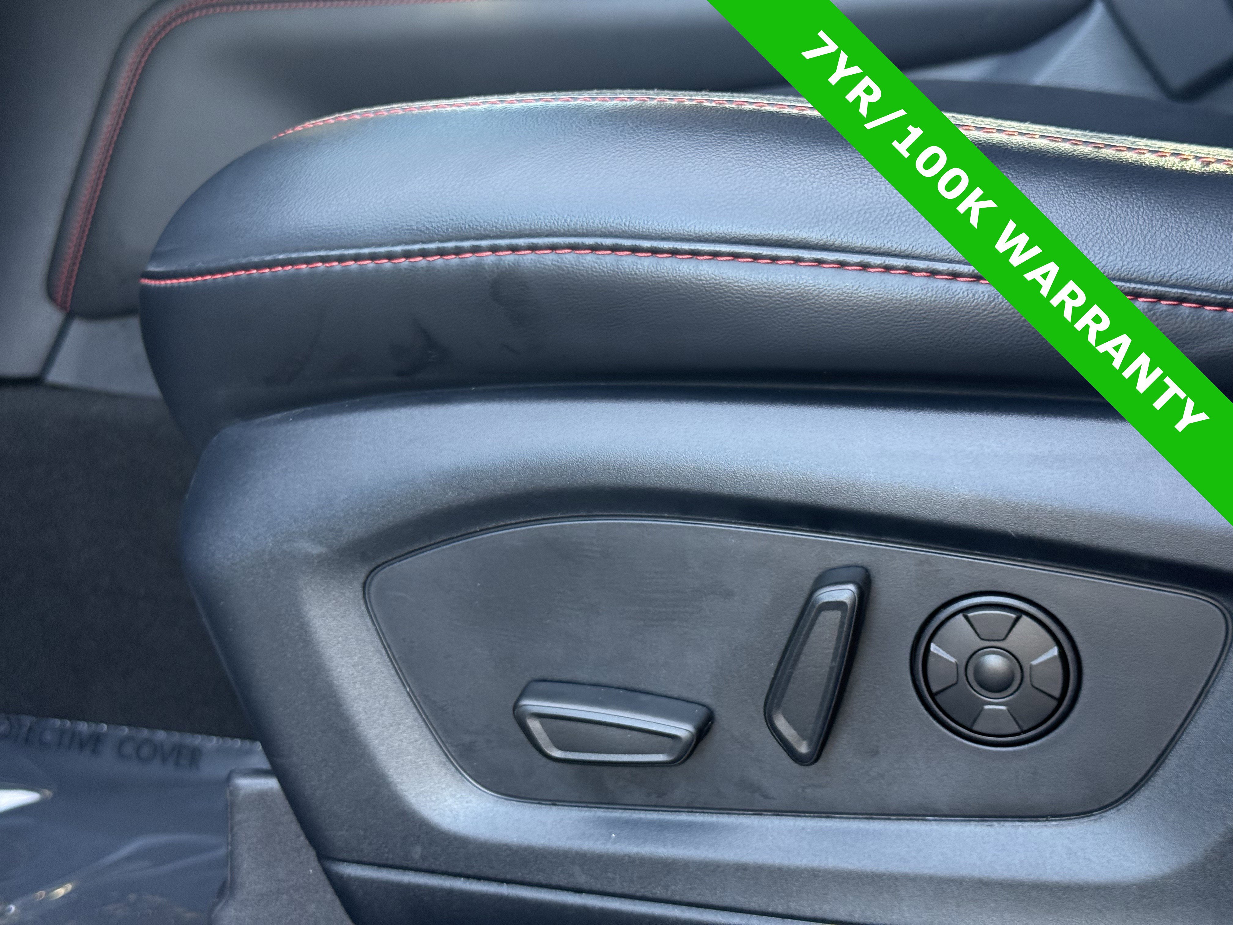 Certified 2025 Ford Explorer ST image 23