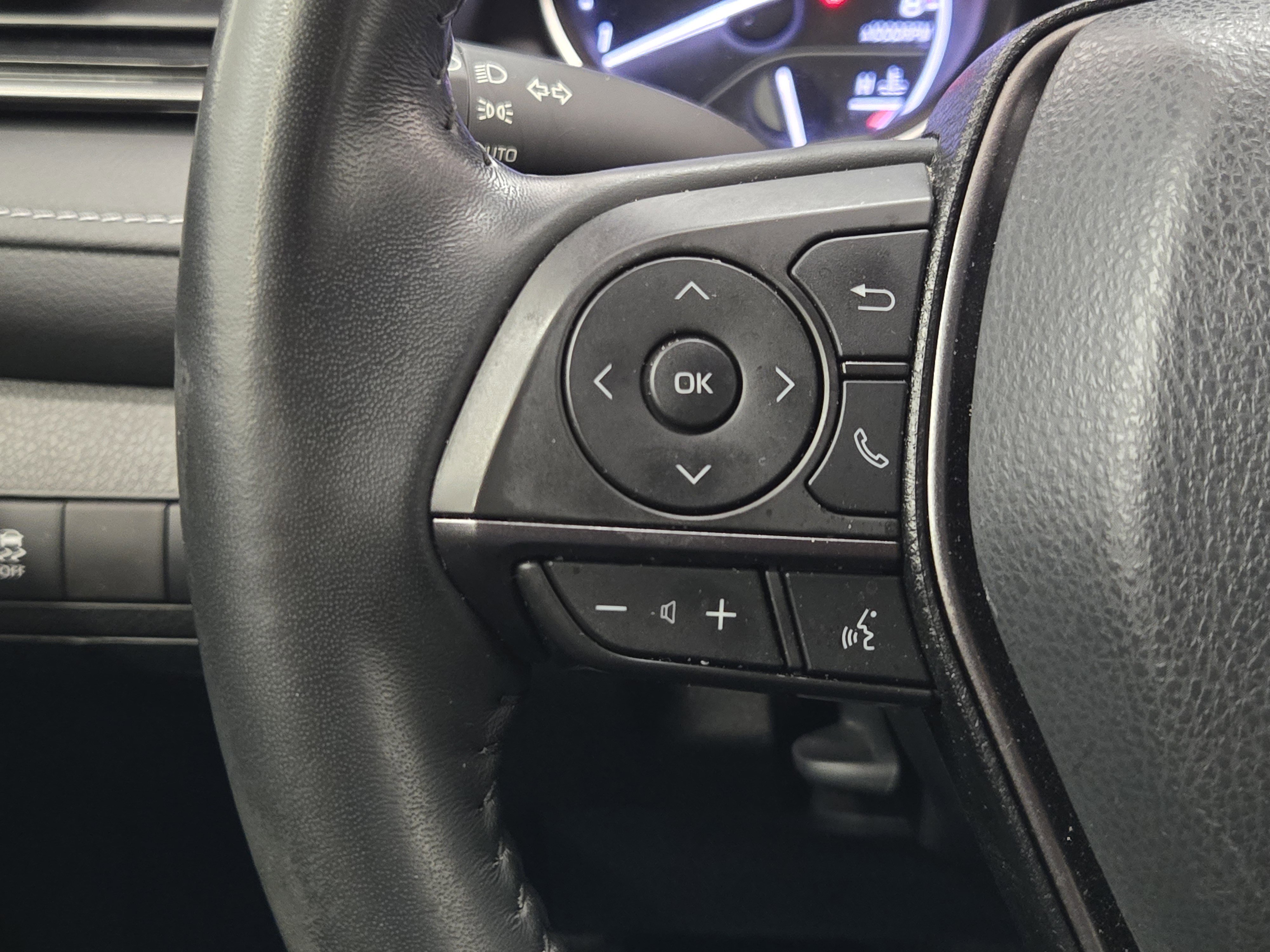 Used 2022 Toyota Camry SE image 27