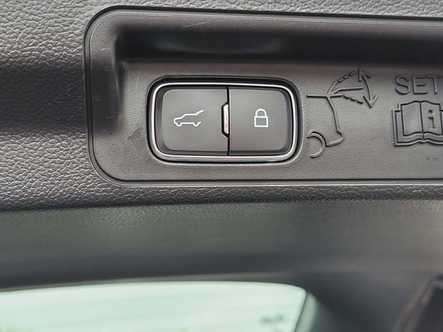 Certified 2024 Ford Explorer XLT w/ Equipment Group 202A image 9