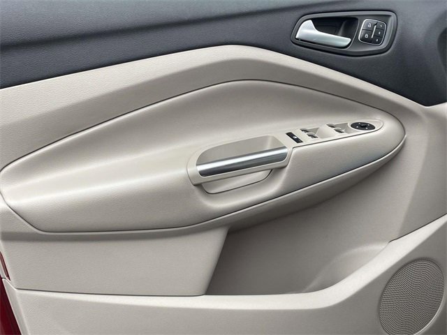 Certified 2019 Ford Escape Titanium image 15