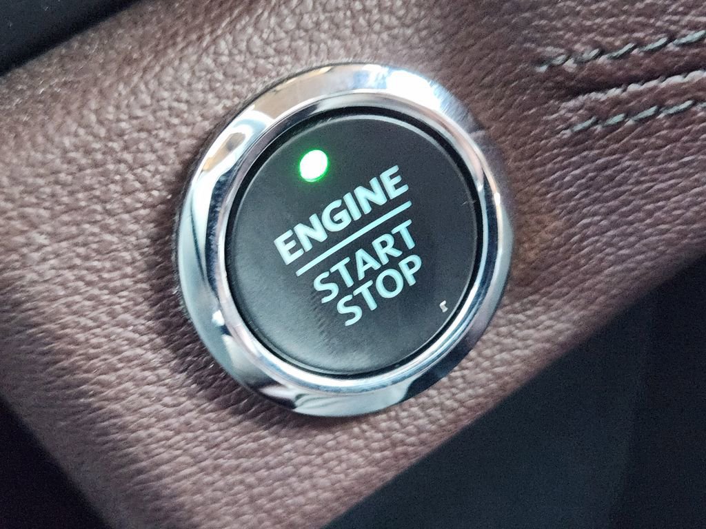 Certified 2024 Ford Expedition Limited image 20