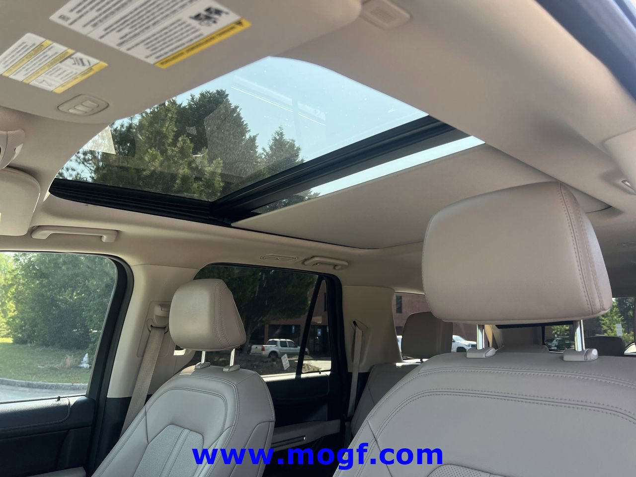 Certified 2024 Ford Expedition Max Limited AWD/4WD image 19