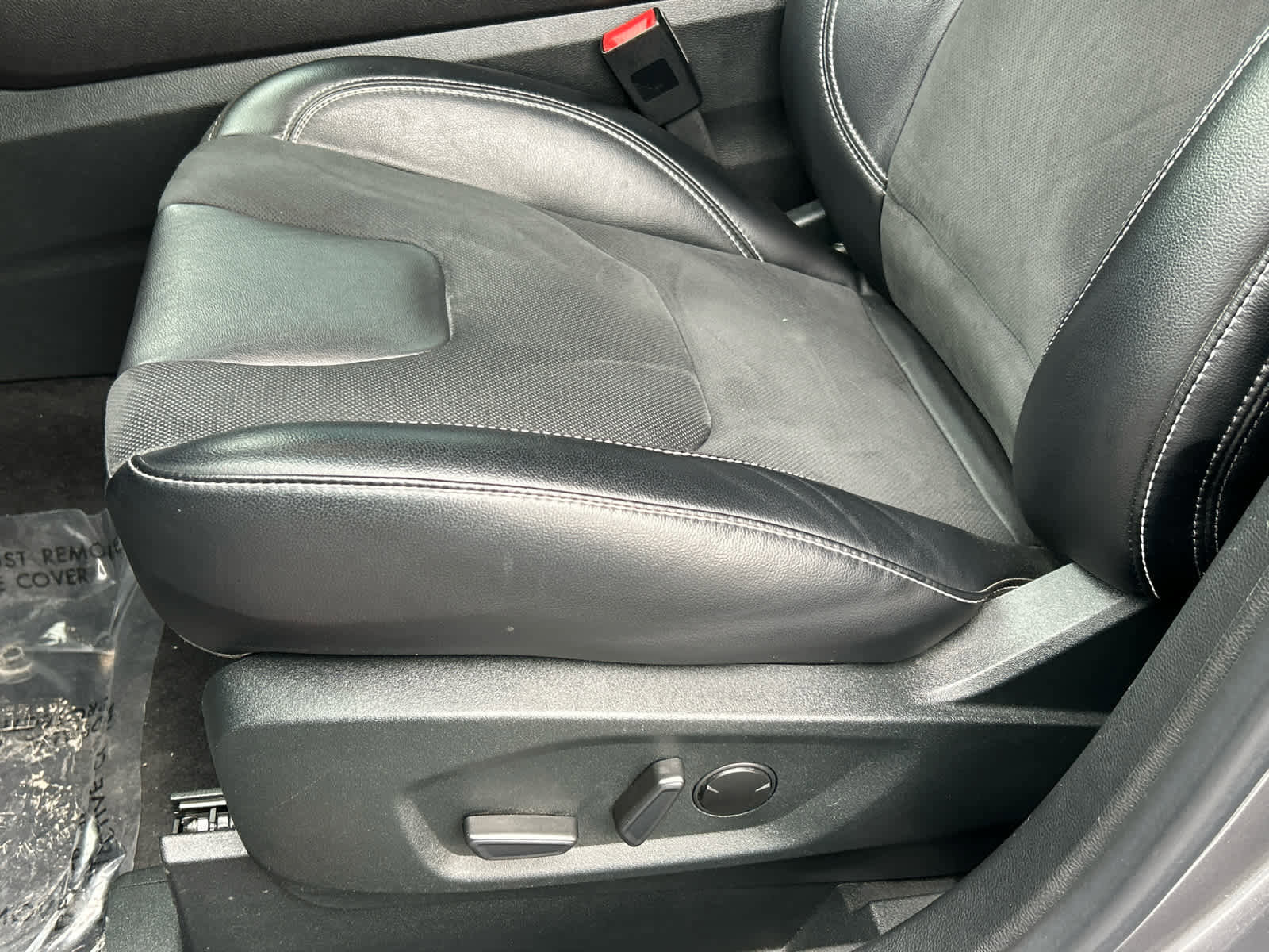 Certified 2022 Ford Edge ST w/ Equipment Group 401A image 29