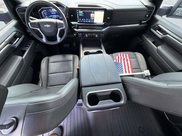 Used 2025 Chevrolet Silverado 2500 LTZ w/ LTZ Premium Package AWD/4WD image 24