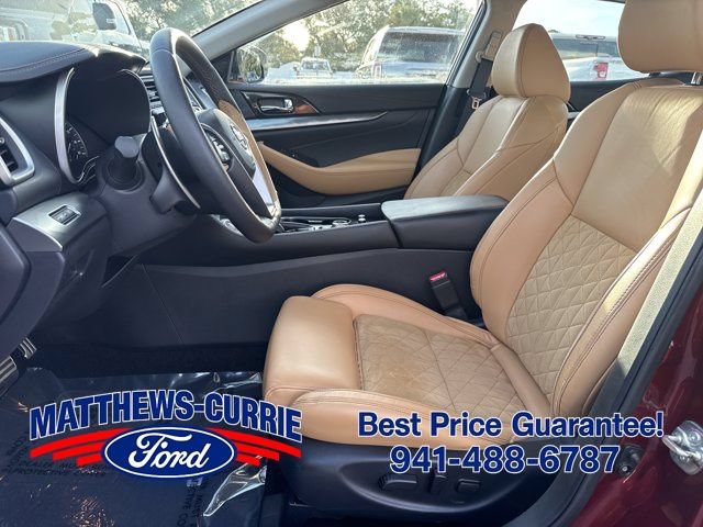 Used 2017 Nissan Maxima SR FWD image 9