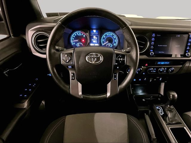 Used 2022 Toyota Tacoma TRD Off-Road w/ Technology Package AWD/4WD image 5