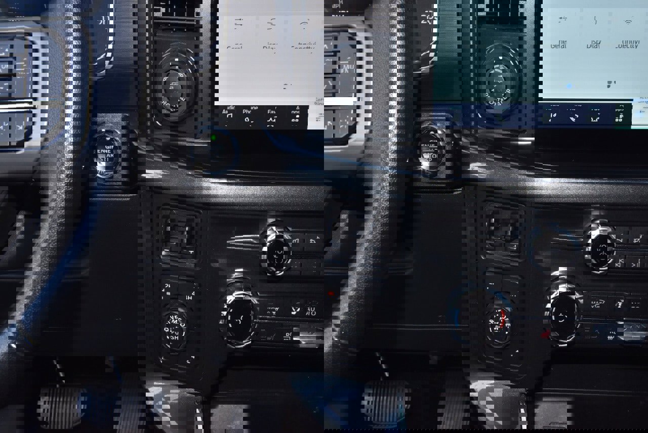 Certified 2022 Ford F150 XLT w/ Equipment Group 302A High image 30