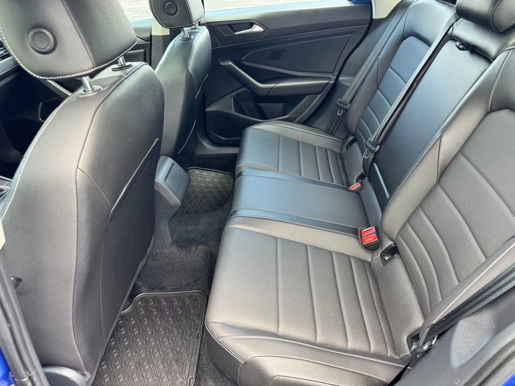 Used 2022 Volkswagen Jetta SE FWD image 24