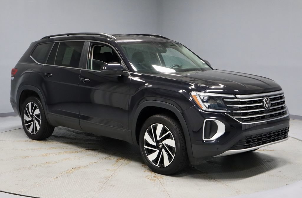 Used 2025 Volkswagen Atlas SE