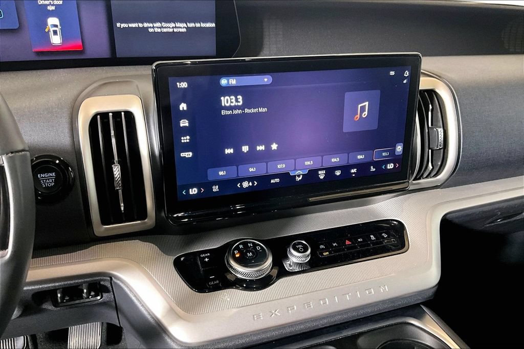 Certified 2025 Ford Expedition Active AWD/4WD image 25