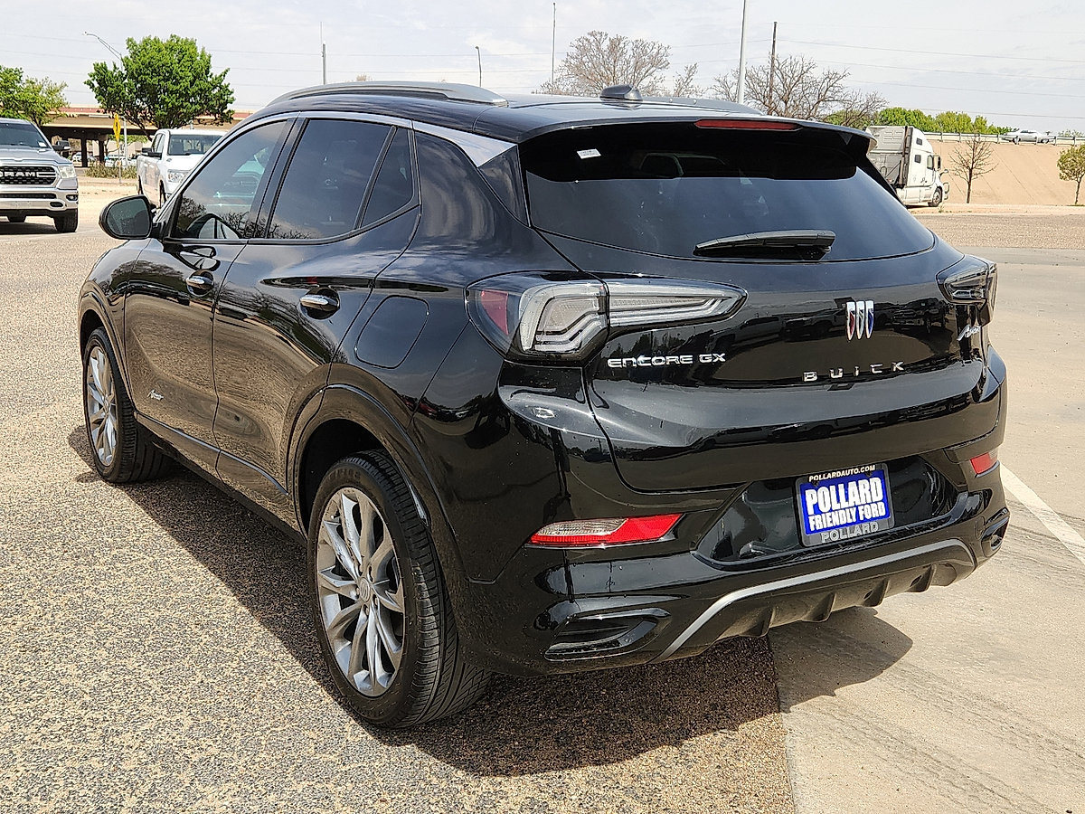 Used 2024 Buick Encore GX Avenir FWD image 2