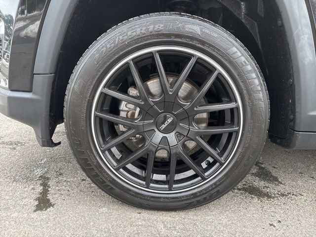 Used 2018 Jeep Compass Sport w/ Tech Group image 12