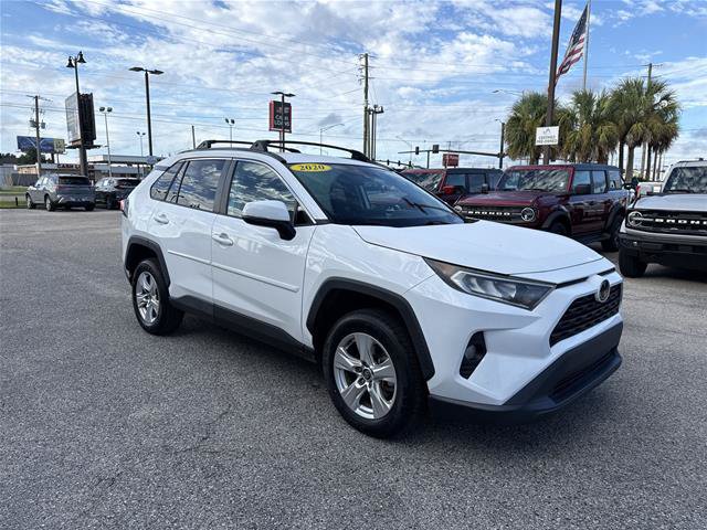 Used 2020 Toyota RAV4 XLE FWD image 15